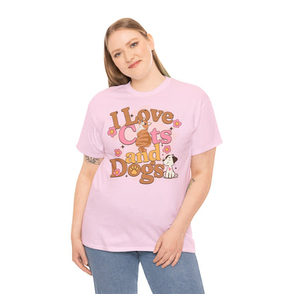 Love Cats and Dogs Tshirt - Hunde und Katzen liebhaber Tshirt